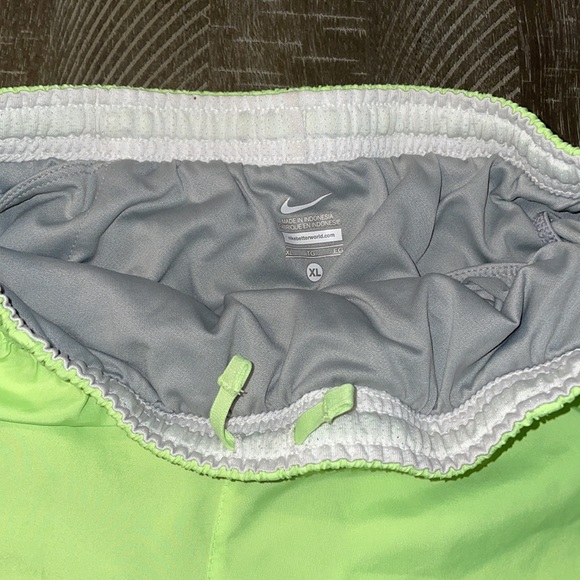 Nike shorts - Picture 2 of 4